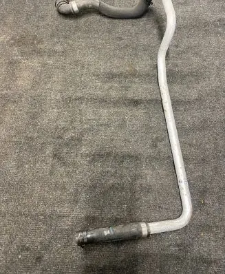 BMW X5 F15 Engine coolant pipe/hose 7644101