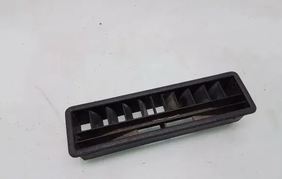 Volkswagen I LT Dashboard air vent grill cover trim 281819072B
