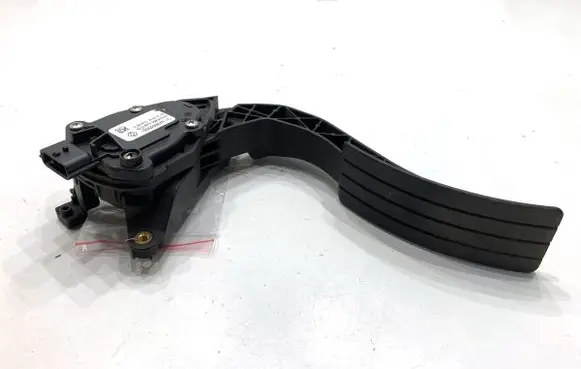 Renault Clio IV Accelerator throttle pedal 180029347R