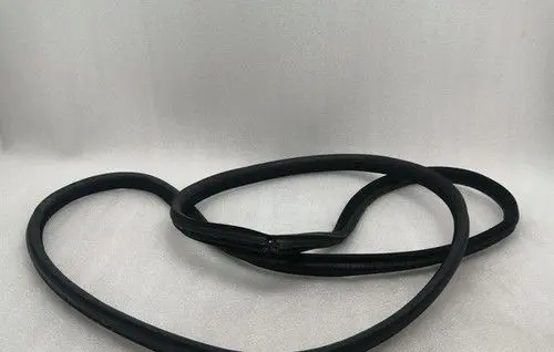 Mercedes-Benz G W461 W463 1st Gen Rear door rubber seal (on body) A4637310380