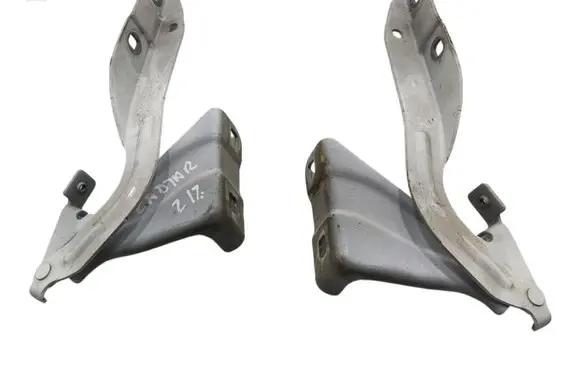 Renault Kadjar Engine bonnet/hood hinges 654002708R