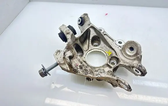 BMW 3 G20 G21 Rear wheel hub 6899306