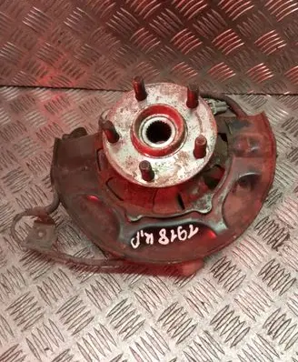 Toyota Prius (XW20) Front wheel hub