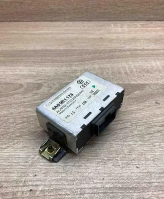 Audi 100 S4 C4 Other control units/modules 4A0951173