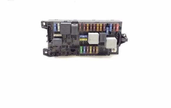 Mercedes-Benz E W211 Fuse module 2115454201