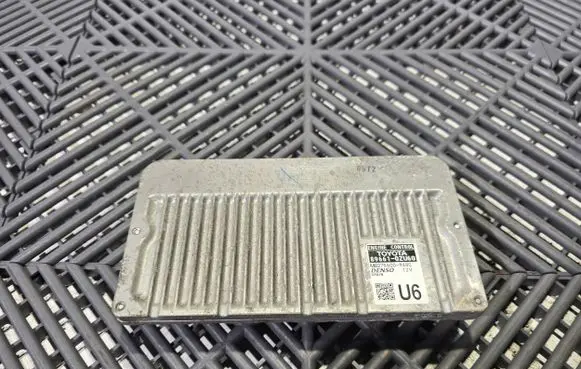 Toyota Auris E180 Engine control unit/module 896610ZU60 MB2756009480