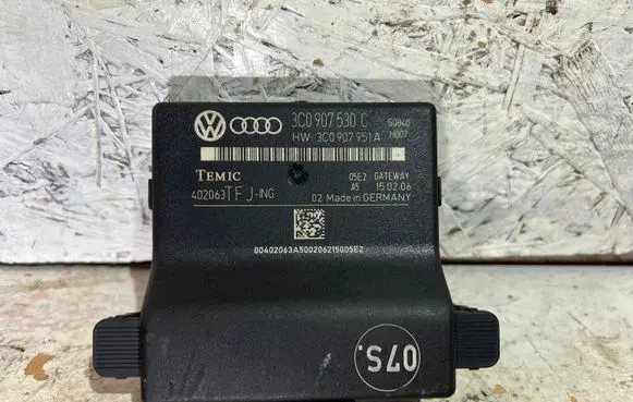 Volkswagen PASSAT B6 Gateway control module 3C0907530C