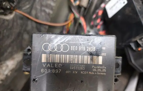 Audi A4 S4 B7 8E 8H Parking PDC control unit/module 8E0919283B