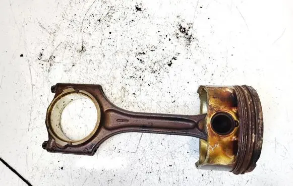 Volvo S80 Piston with connecting rod