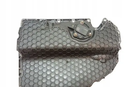 Skoda Superb B8 (3V) Oil sump 03F907660E