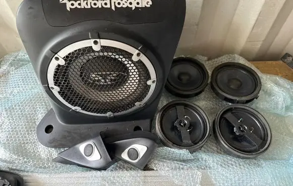 Mitsubishi Outlander Subwoofer speaker 8720A012