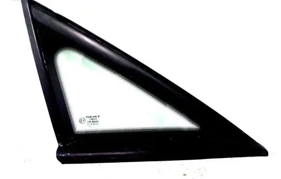 Seat Altea Front triangle window/glass 5P0845412