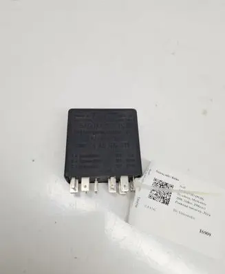 Audi A4 S4 B5 8D Light relay 4A0919471 5KG00656800