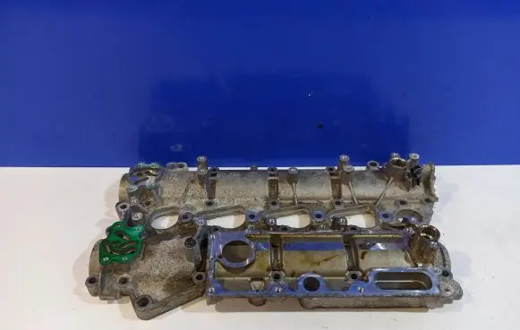 Volvo V60 Rocker cam cover 985135