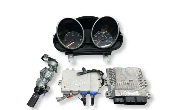 Mazda 3 II Engine ECU kit and lock set S180138002 SID807EV0 AV6112A650PC