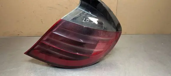 Mercedes-Benz C W203 Rear/tail lights 15163100