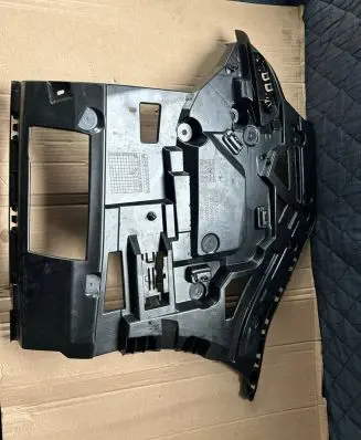 BMW 5 G60 Rear bumper mounting bracket 5A011C4 25A011C4