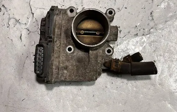 Mitsubishi Colt Throttle valve MN191145 04T126