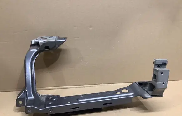 Jaguar XE Headlight/headlamp mounting bracket GX7313N078A 3210050