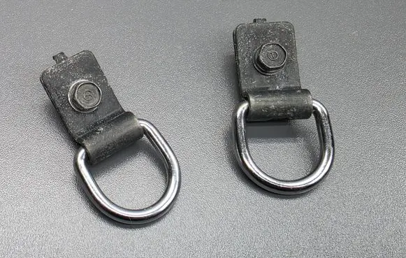 Honda CR-V Tie down hook / loop 