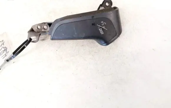 Steering wheel buttons/switches