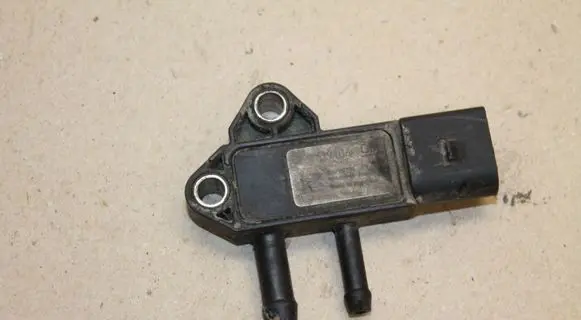 Chevrolet Captiva Exhaust pressure sensor 