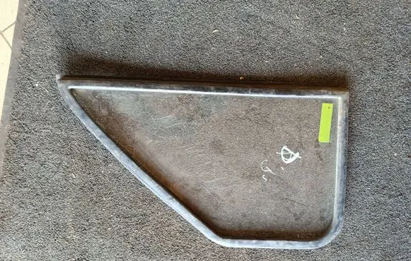Ford Transit Rear door window glass 43R00004