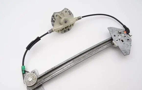 Mitsubishi Carisma Rear door manual window regulator