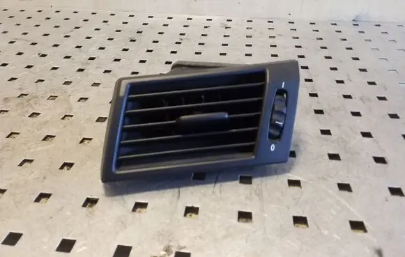 BMW X3 E83 Dashboard side air vent grill/cover trim 3400075