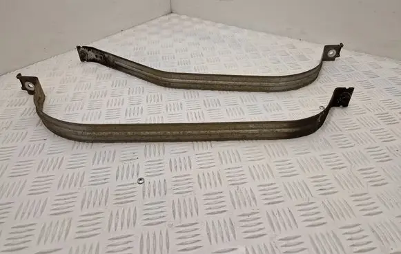 Renault Espace IV Fuel tank mounting bracket
