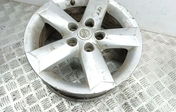 R16 alloy rim