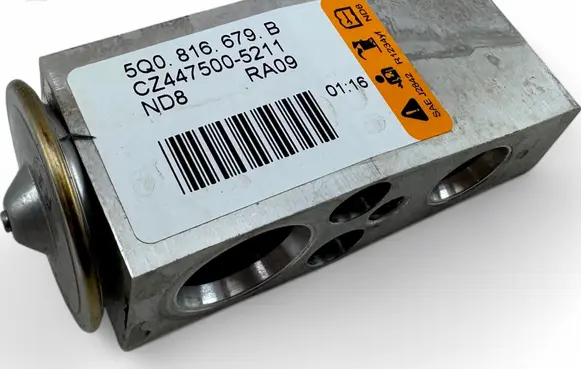 Seat Ateca Air conditioning (A/C) expansion valve 5Q0816679B CZ4475005211