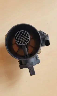 Mercedes-Benz E W211 Mass air flow meter A6460940048 0281002535 LM0031