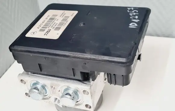 Mercedes-Benz E W213 ABS Pump A2134313601