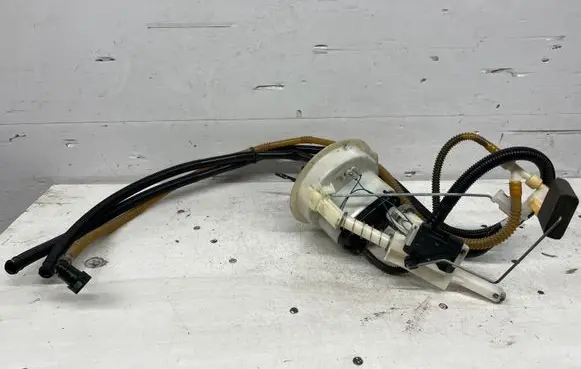 BMW 1 E82 E88 Fuel level sensor A2C53027373 07480802
