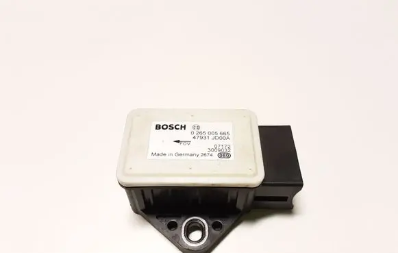 Nissan Qashqai ESP acceleration yaw rate sensor 0265005665 47931JD00A 1275100464