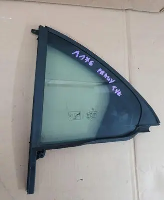 Mercedes-Benz A W176 Rear side window