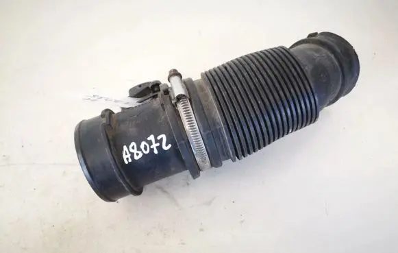 Opel Zafira B Air intake hose/pipe 55355563 329788454