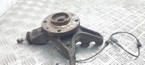 Peugeot 5008 Front wheel hub