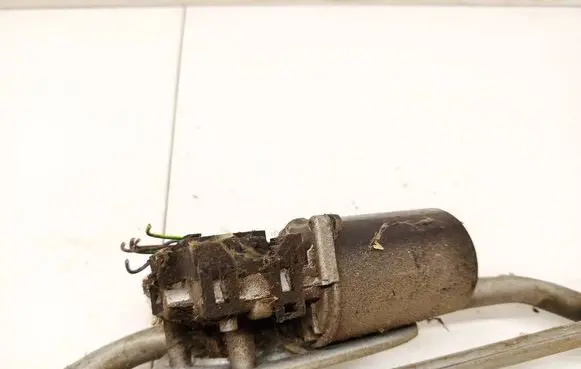 Volkswagen PASSAT B5 Wiper motor 
