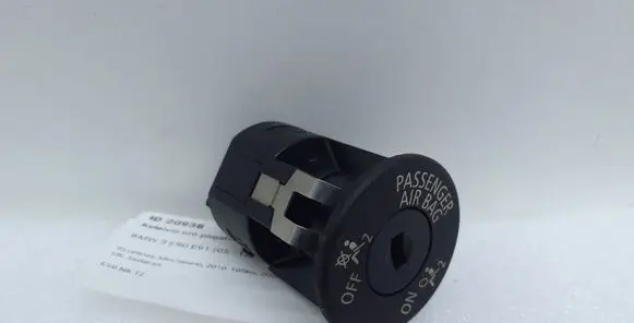 BMW 3 E90 E91 Passenger airbag on/off switch 6974643 61316974643