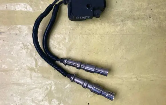Mercedes-Benz B W245 High voltage ignition coil A0001587803 A2661500618 A2661500718
