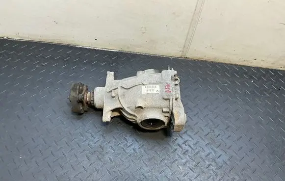 BMW 5 GT F07 Rear differential 7577101 EAY10Y308 9110092900370003