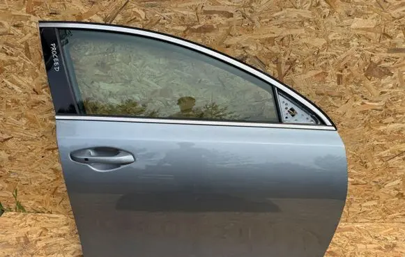 KIA Ceed Rear door 