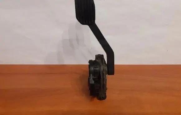 Volvo S60 Accelerator throttle pedal 30636006 6PV008537