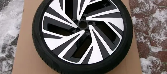 Volkswagen ID.4 R21 alloy rim 