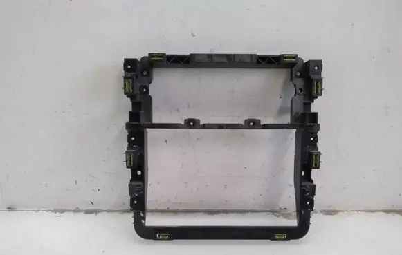Volkswagen Touran I Radio/GPS head unit trim 1T0858005A