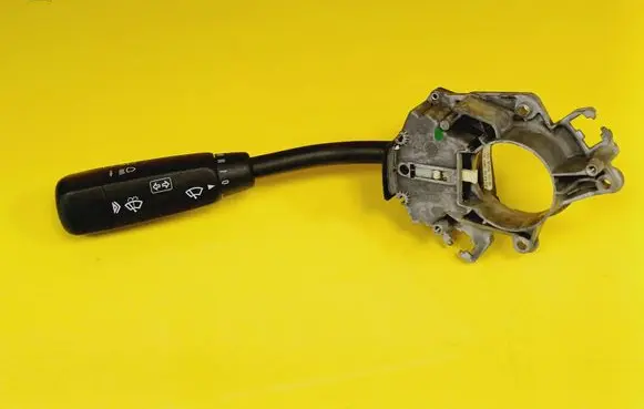 Mercedes-Benz E W210 Wiper control stalk A2105450110