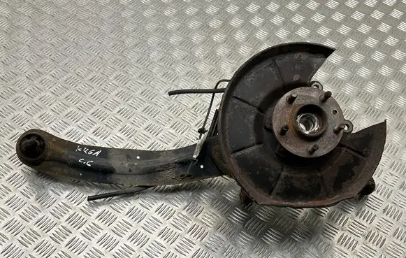 Ford Kuga I Rear wheel hub spindle/knuckle 