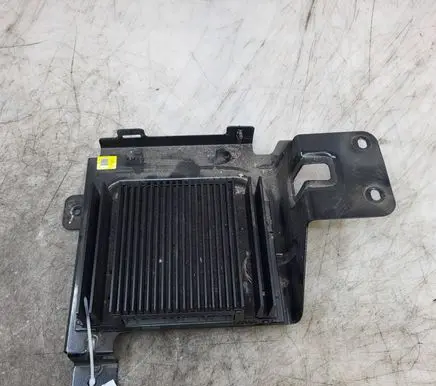 Hyundai i40 Sound amplifier 963703Z101 AMP80VFR 111000854